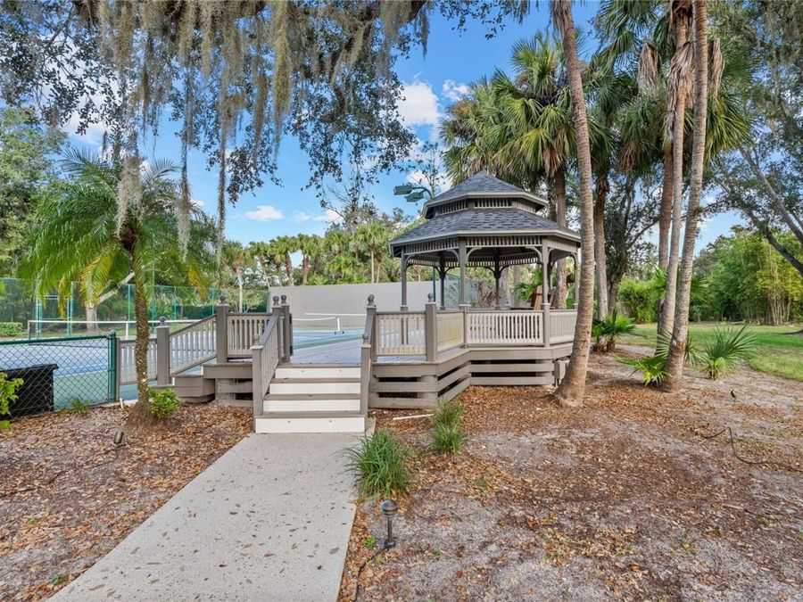 Property Image 100