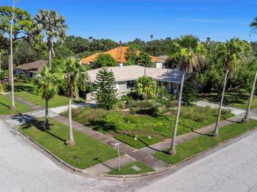 109 PONCE DE LEON BOULEVARD, BELLEAIR, FL 33756