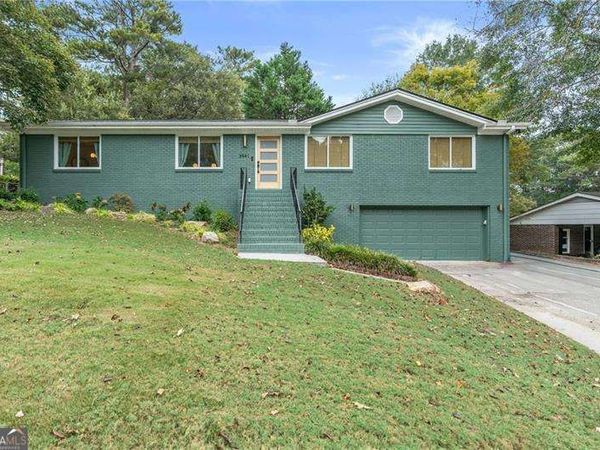 3941 Lake Drive SE, Smyrna, GA 30082