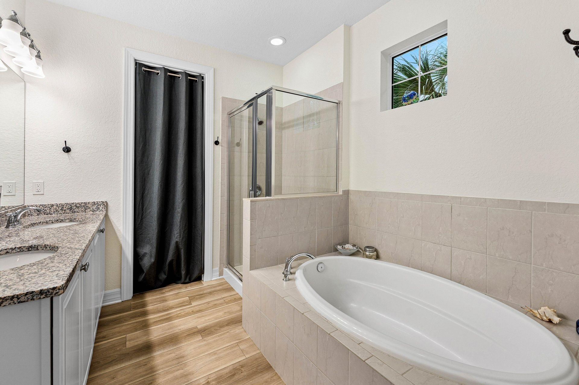 1056 Community Drive, Jupiter, FL 33458 Photo