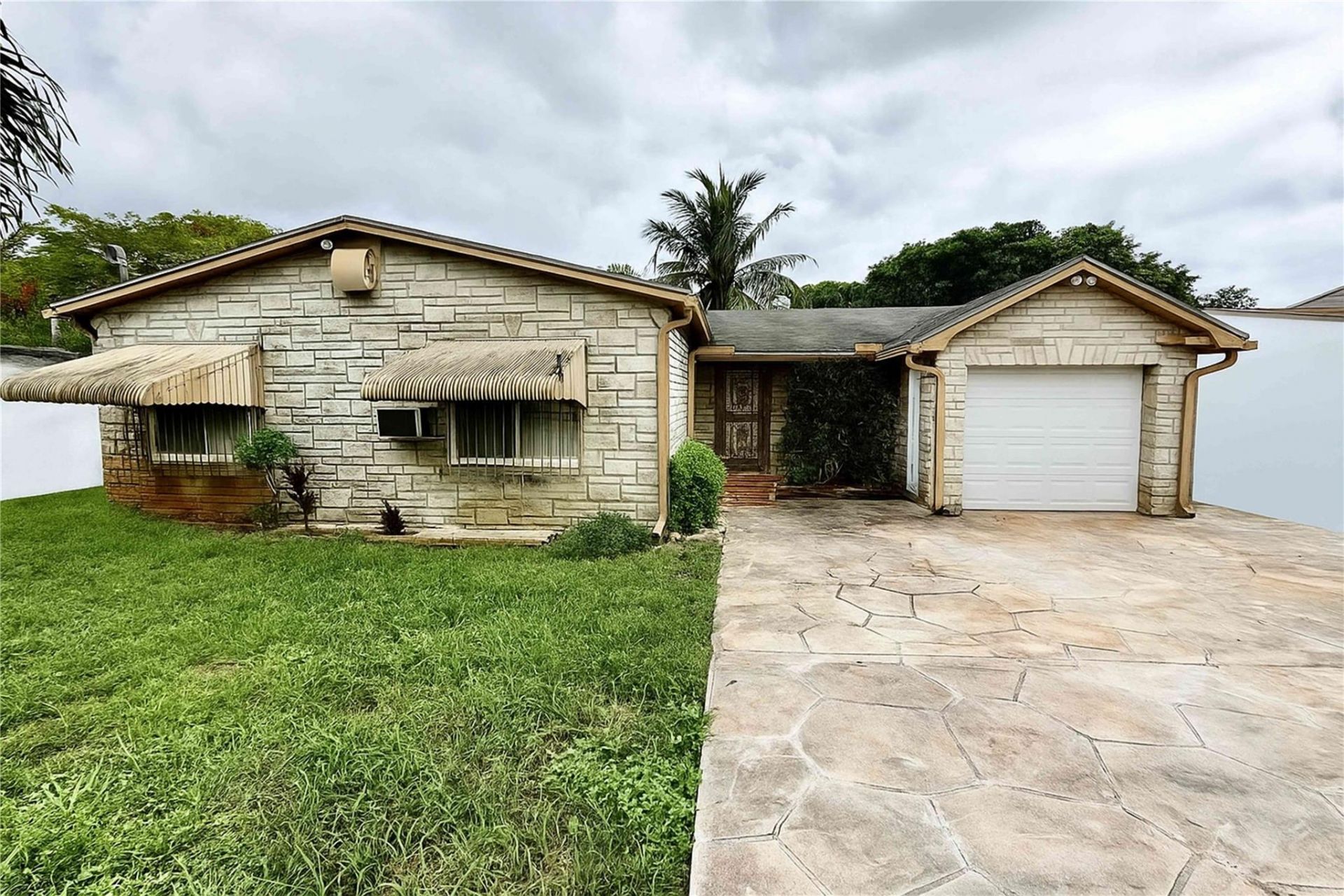 10335 NW 26th Avenue, Miami, FL 33147 Photo