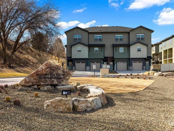 7427 W Swain Lane, Garden City, ID 83714