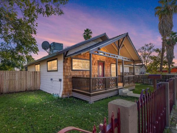 109 Hughes Avenue, Bakersfield, CA 93308