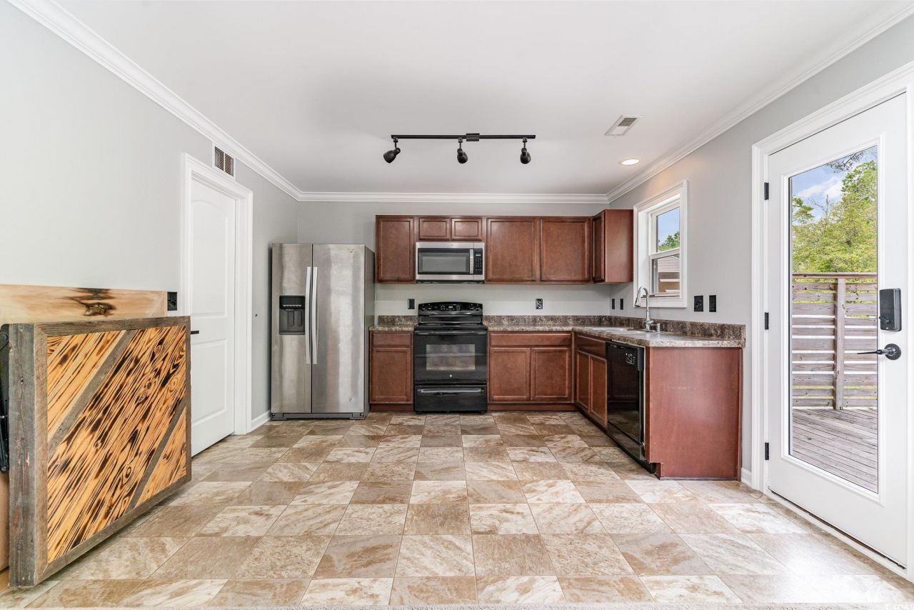 113 Winding Path Dr. Photo 13