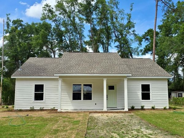 1119 SW 4th Ave, Trenton, FL 32693