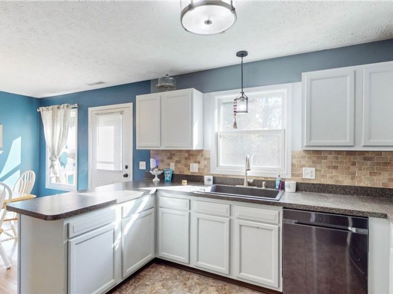 1454 Hillcrest Drive, Atwater, OH 44201 Photo 12