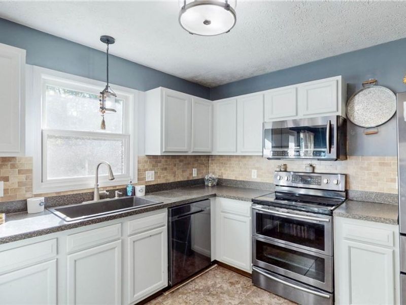 1454 Hillcrest Drive, Atwater, OH 44201 Photo 13