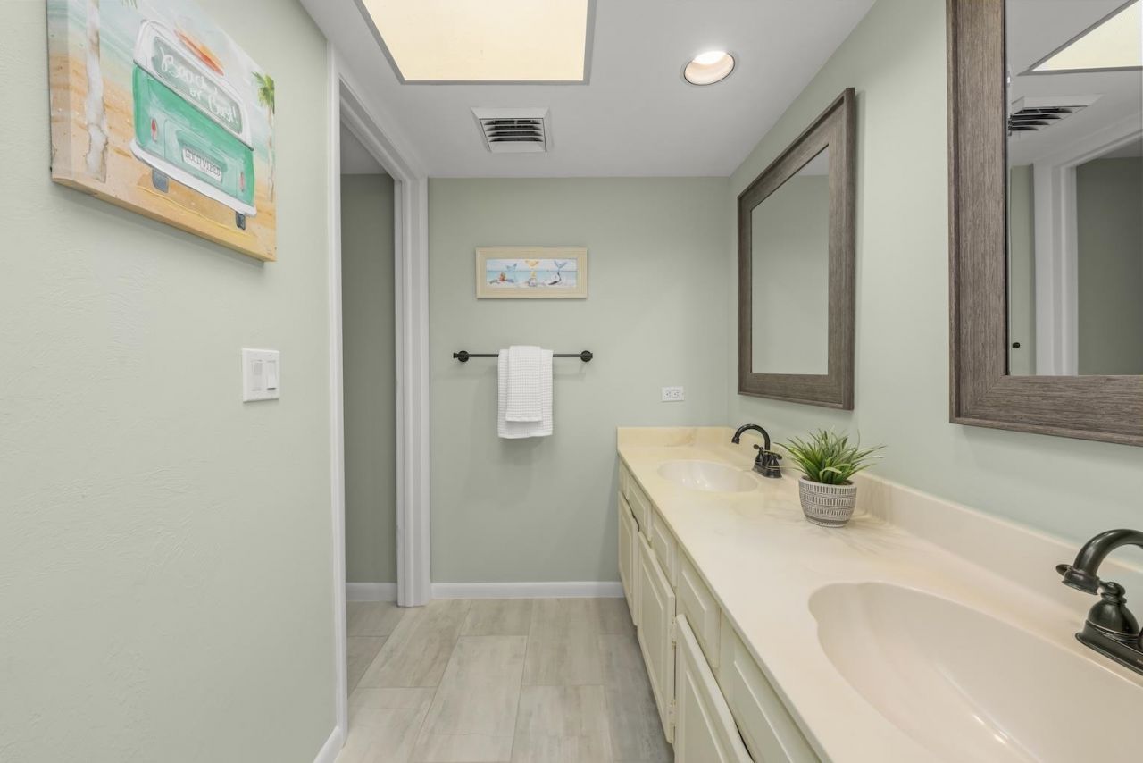 15123 Captiva Dr, Unit 104, Captiva, FL 33924 Photo