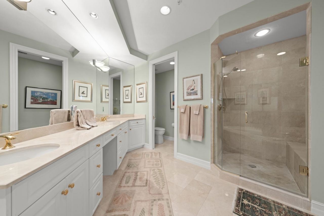 5669 Baltusrol Court, Unit 2B, Sanibel, FL 33957 Photo