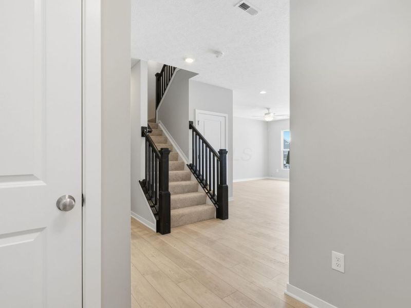 5488 Fawnsbury Court, Powell, OH 43065 Photo 1