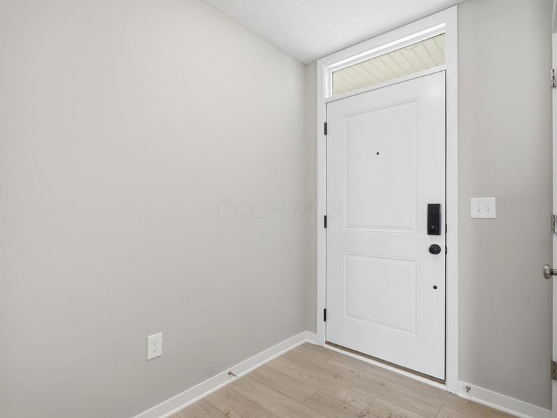 5488 Fawnsbury Court, Powell, OH 43065 Photo 3