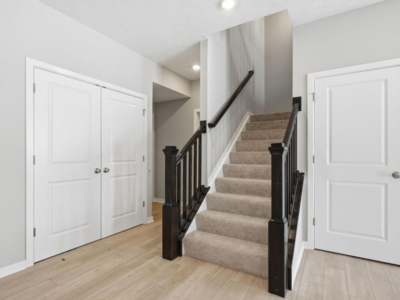 5488 Fawnsbury Court, Powell, OH 43065 Photo 6