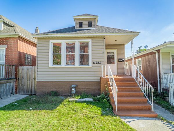 13223 S Buffalo Avenue, Chicago, IL 60633