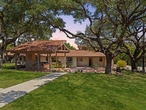 789 Barbara DR, Canyon Lake, TX 78133