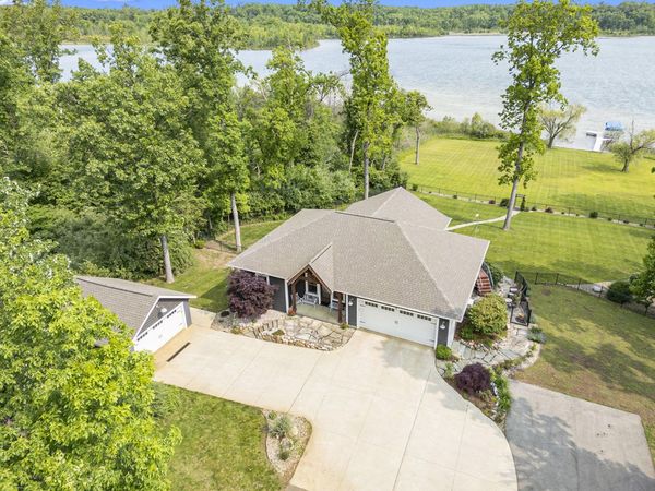 23772 Wilson Road, Sturgis, MI 49091