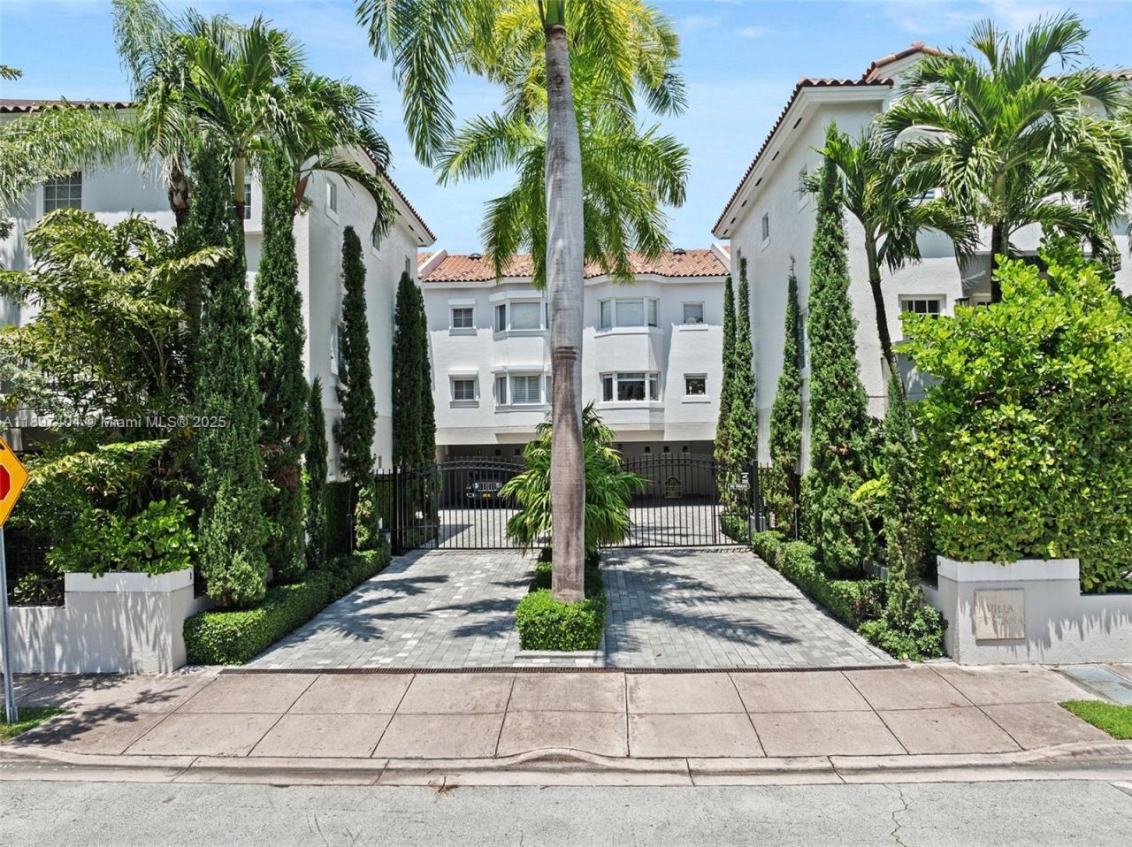 261 Navarre Ave, Unit A-3, Coral Gables, FL 33134 Photo