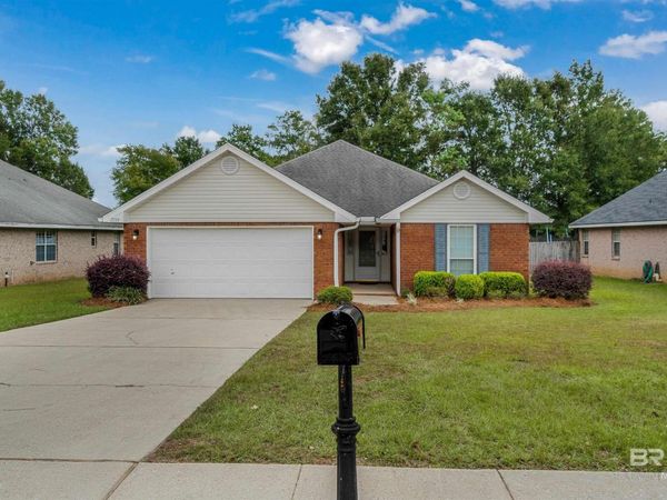 11133 Pontchartrain Loop, Daphne, AL 36526