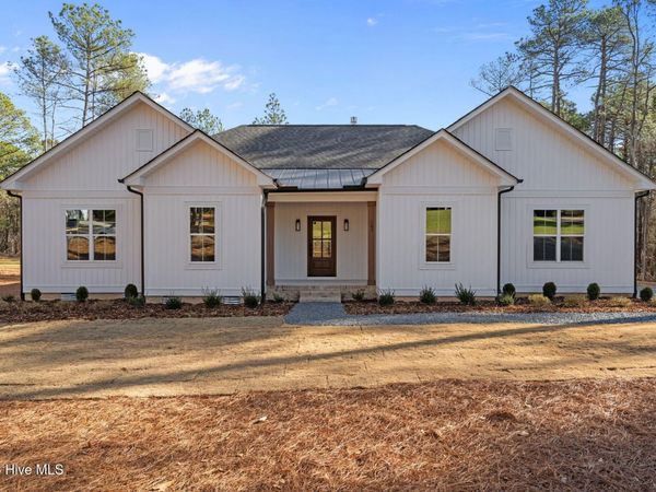 107 Lancashire Lane, Seven Lakes, NC 27376