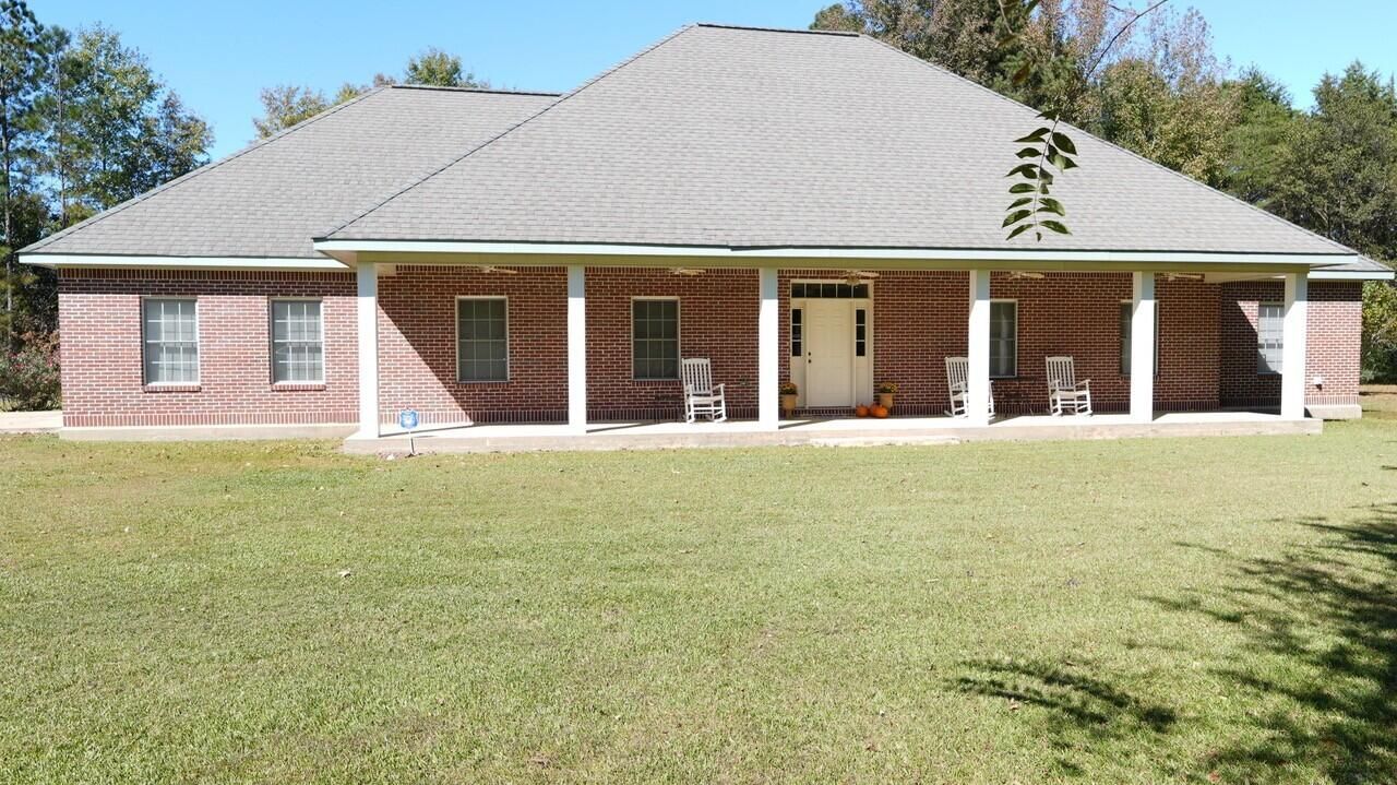 115 Woodridge Dr. Booneville, MS 38829