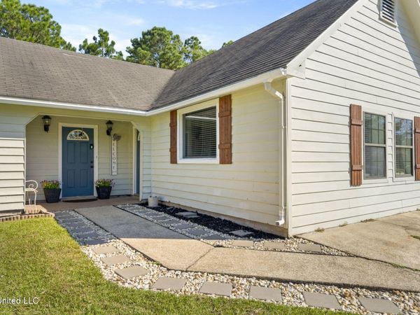 2300 Lewis Gate Drive, Gautier, MS 39553