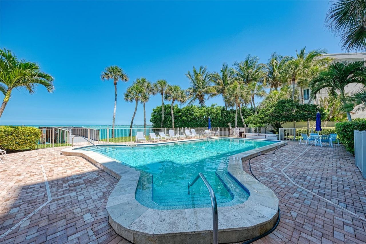 4822 Ocean Boulevard, Unit 2A, Sarasota, FL 34242 Photo