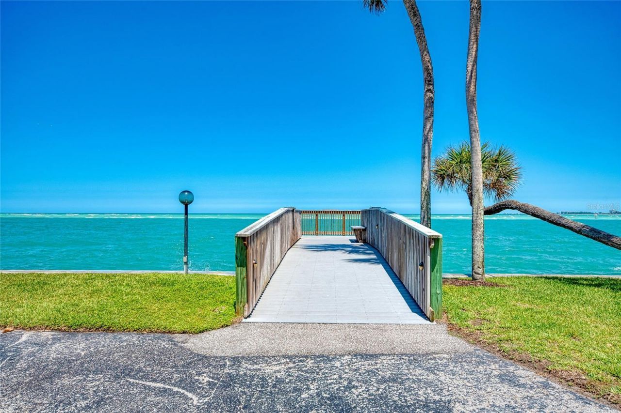 4822 Ocean Boulevard, Unit 2A, Sarasota, FL 34242 Photo