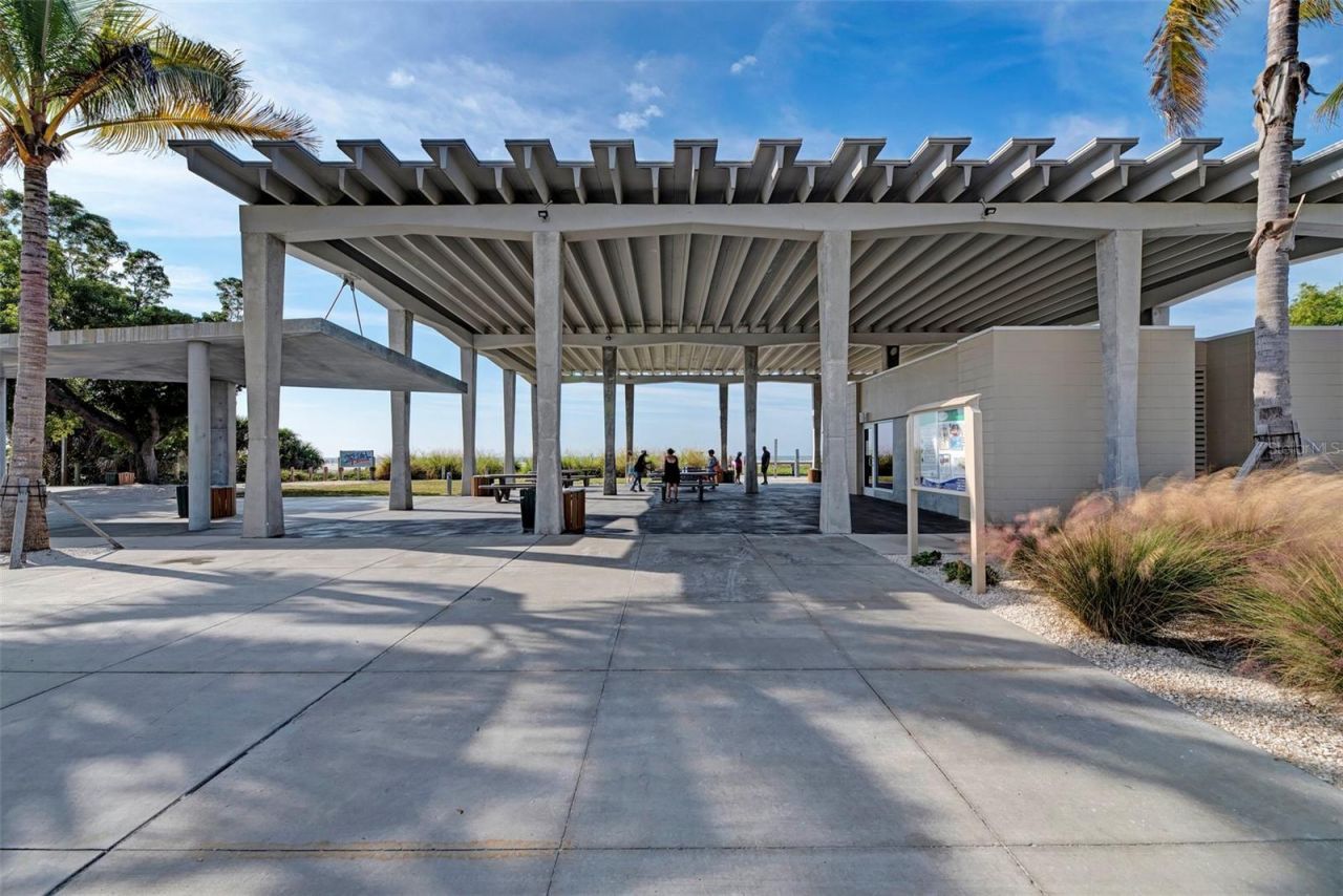 4822 Ocean Boulevard, Unit 2A, Sarasota, FL 34242 Photo