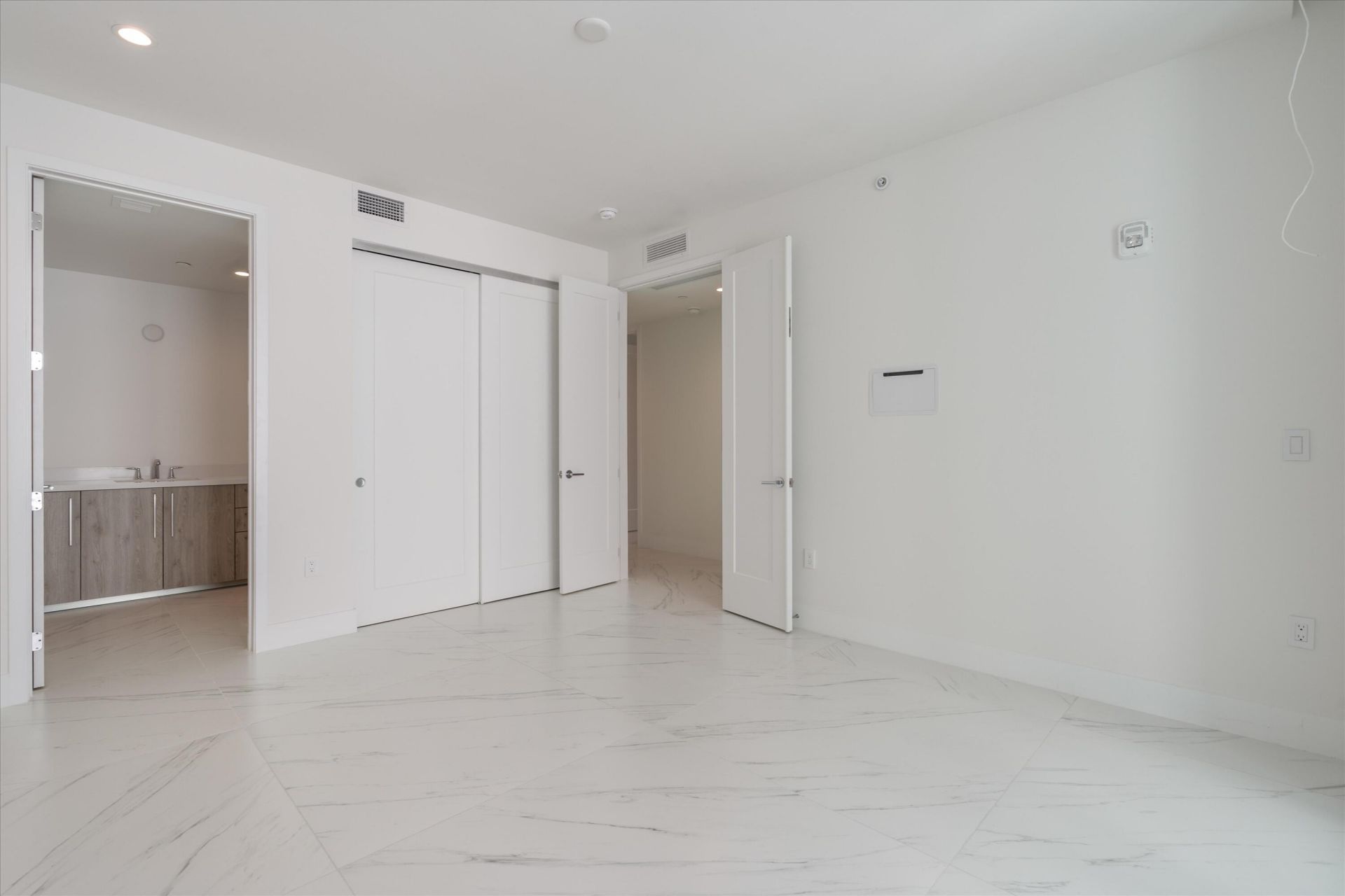 495 E Royal Palm Road, Unit 402, Boca Raton, FL 33432 Photo