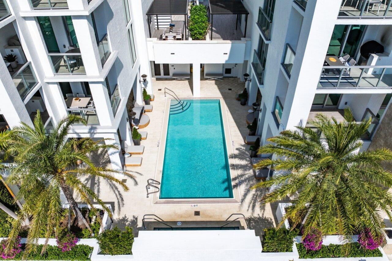 495 E Royal Palm Road, Unit 402, Boca Raton, FL 33432 Photo