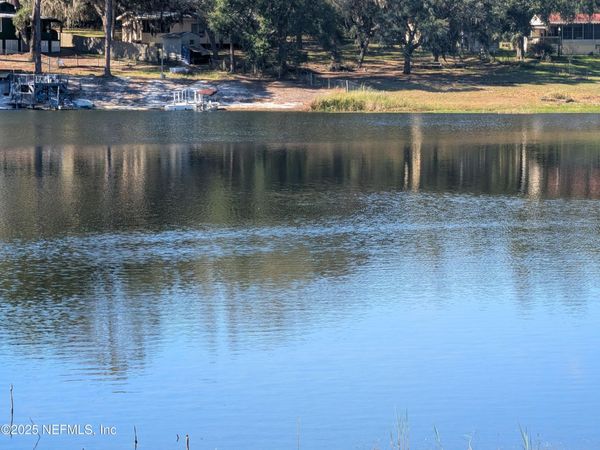 111 SILVER LAKE Drive, Hawthorne, FL 32640