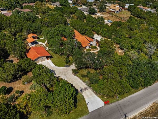 789 Barbara, Canyon Lake, TX 78133