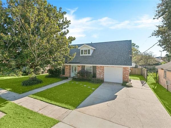 8808 MELROSE Lane, River Ridge, LA 70123