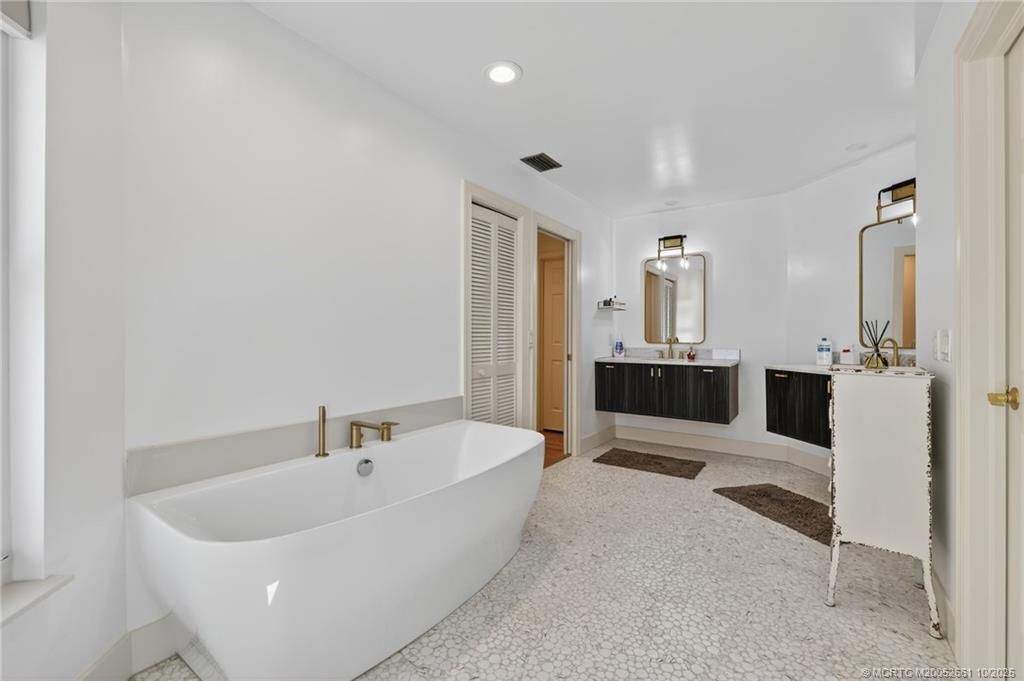 6420 SE Winged Foot Drive, Stuart, FL 34997 Photo