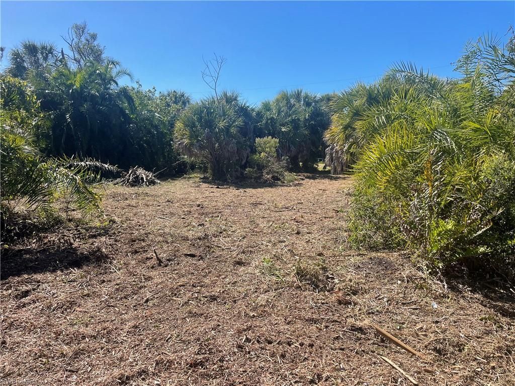 575 Sea Oats Dr, Sanibel, FL 33957 Photo