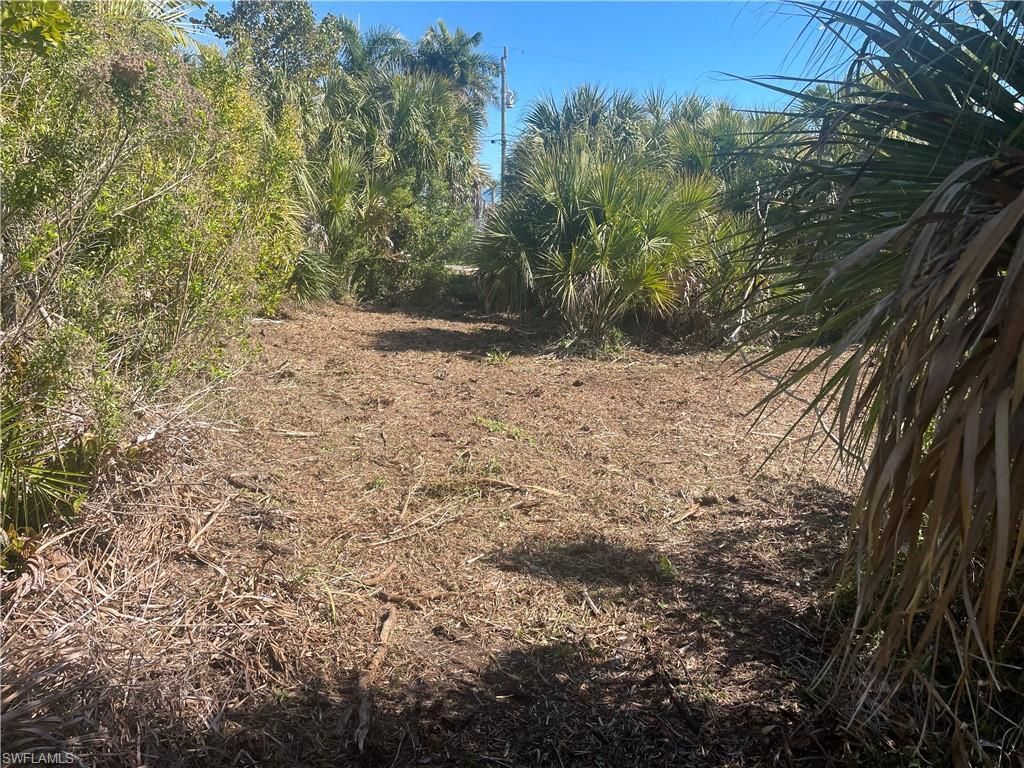 575 Sea Oats Dr, Sanibel, FL 33957 Photo