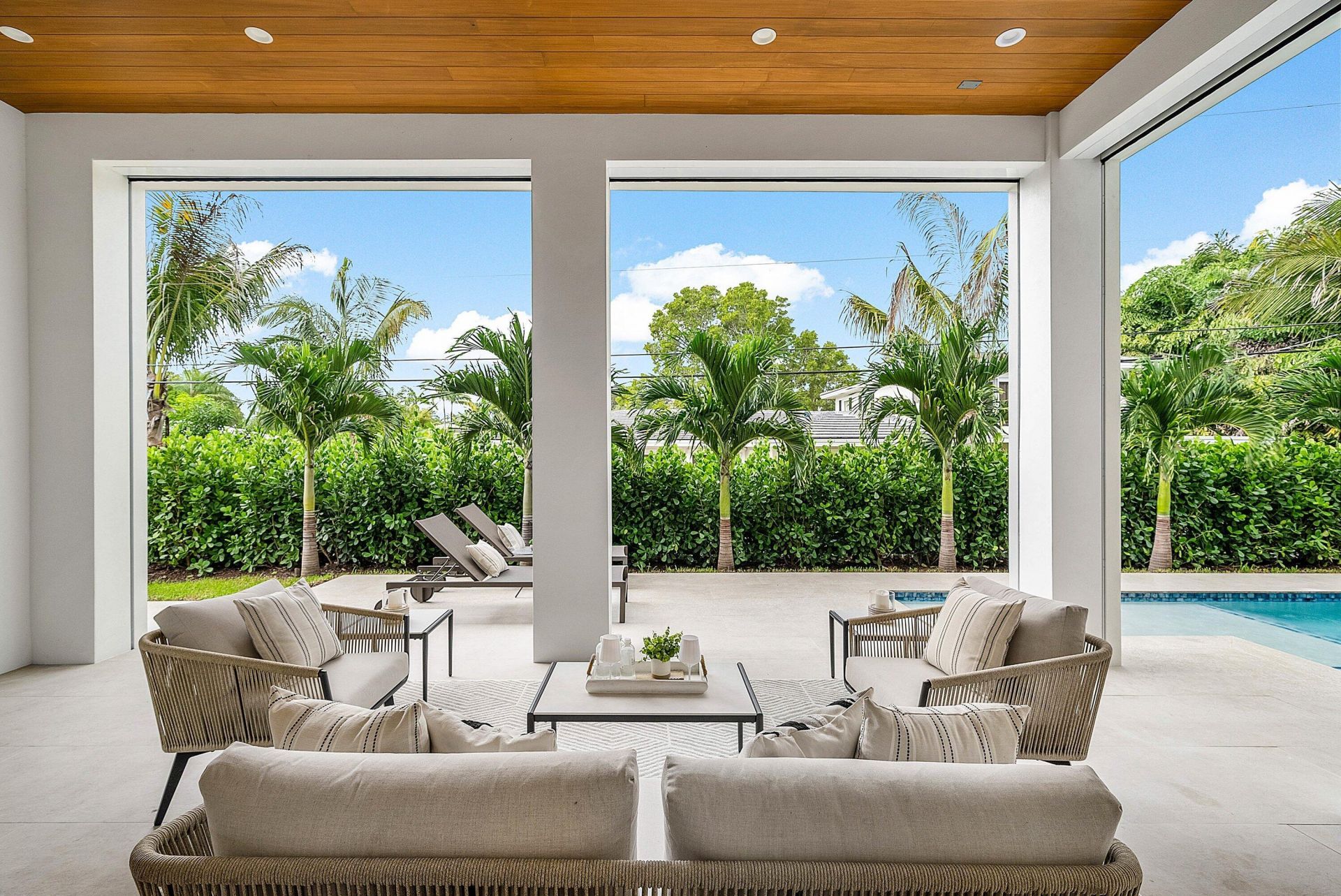 2609 NE 27 Way, Fort Lauderdale, FL 33306 Photo