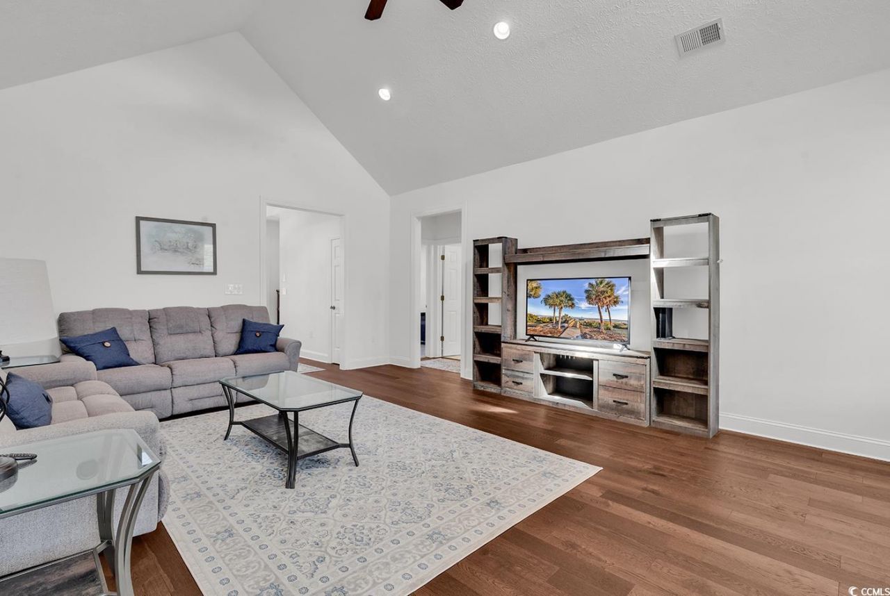 543 Belton Dr. Photo 7