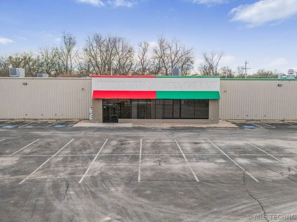 324 N Eastern Avenue , Hominy, OK 74035