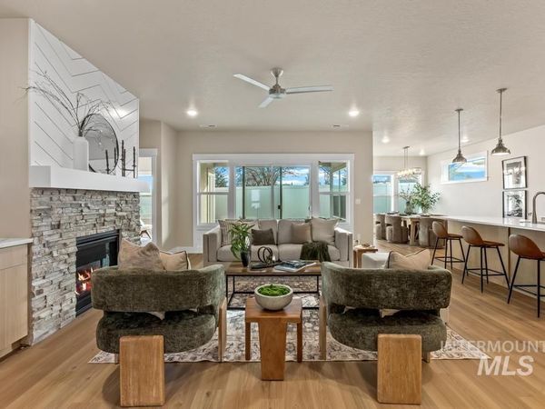 1807 E Grayson, Meridian, ID 83642