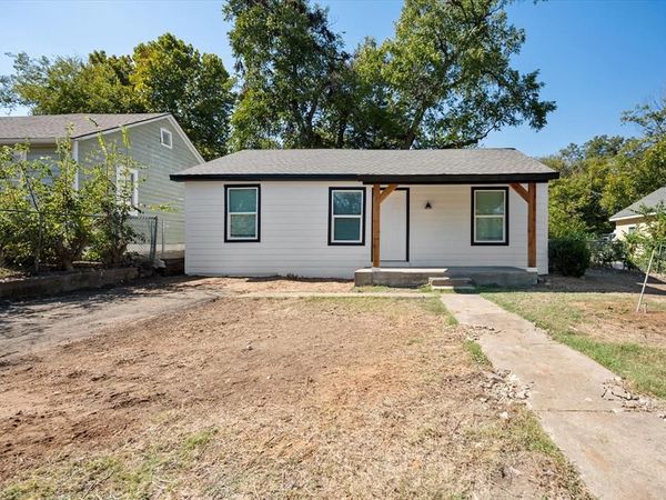 3824 Stuart Drive, Fort Worth, TX 76110