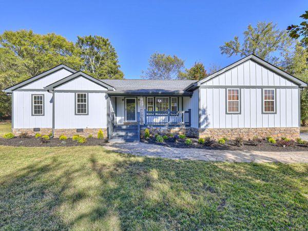 1380 Haley Rd, Watertown, TN 37184