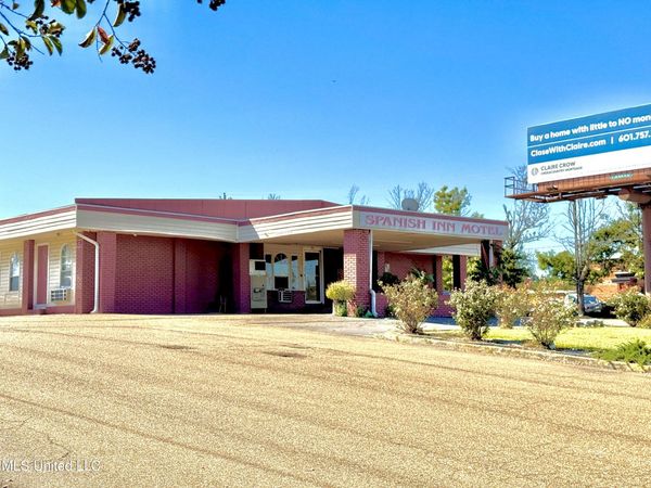 915 Brookway Boulevard, Brookhaven, MS 39601