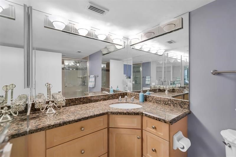 1051 Hillsboro Mile, Unit 206E, Hillsboro Beach, FL 33062 Photo