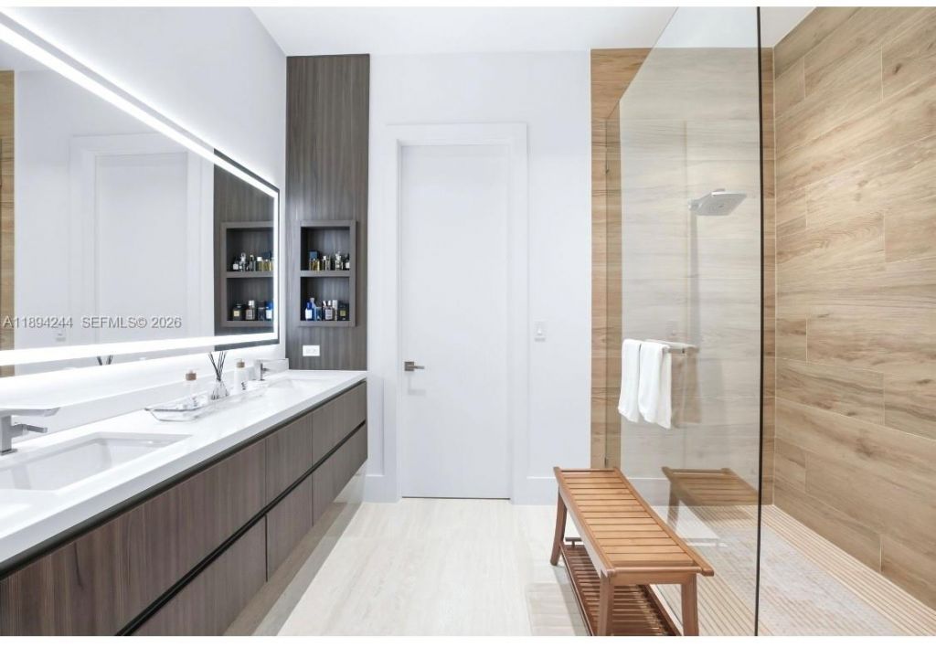 1515 Urbino, Coral Gables, FL 33146 Photo