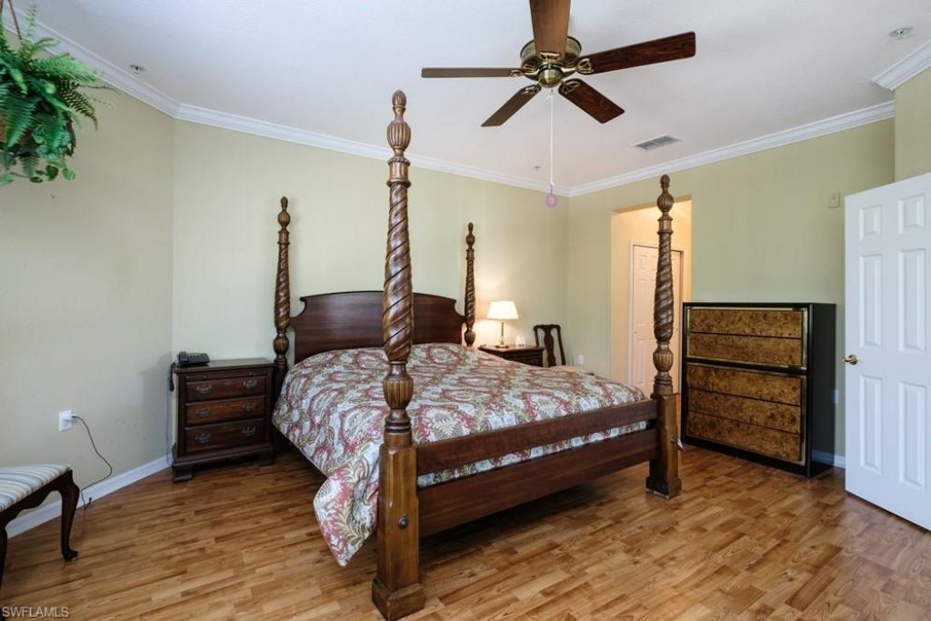 4873 Hampshire Ct, Unit 5-101, Naples, FL 34112 Photo