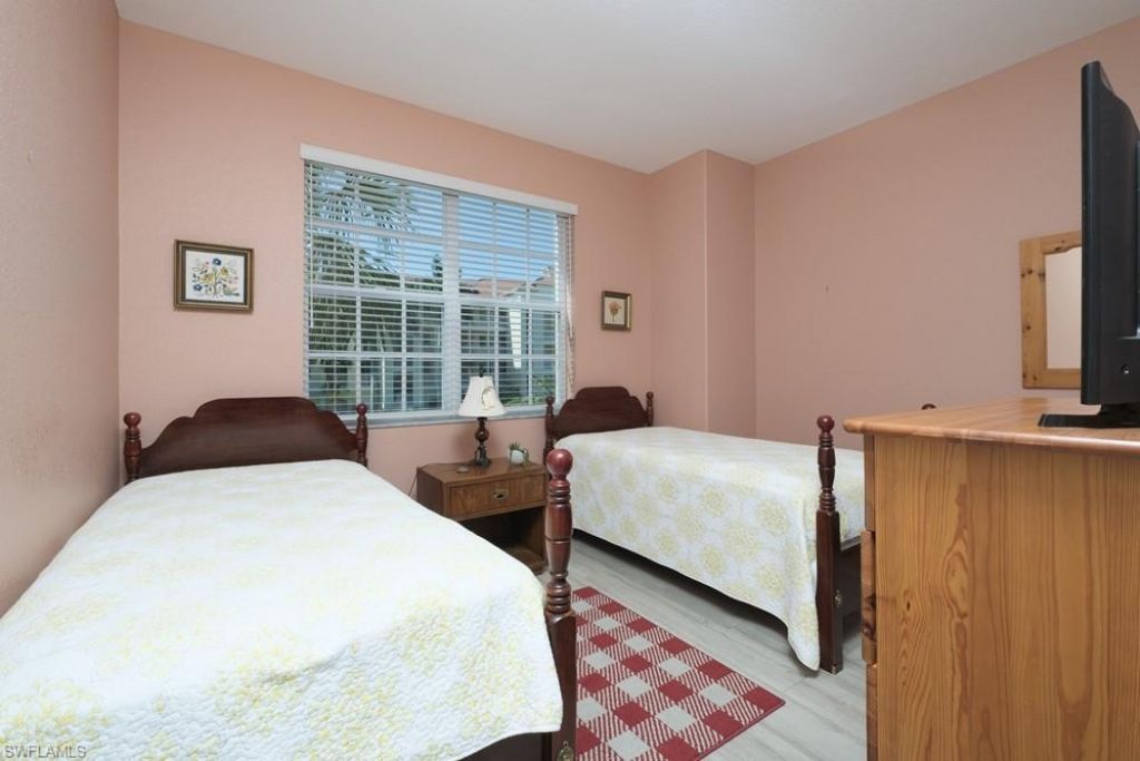 4873 Hampshire Ct, Unit 5-101, Naples, FL 34112 Photo