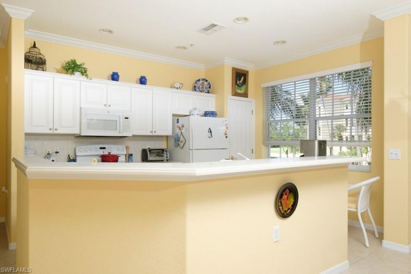 4873 Hampshire Ct, Unit 5-101, Naples, FL 34112 Photo