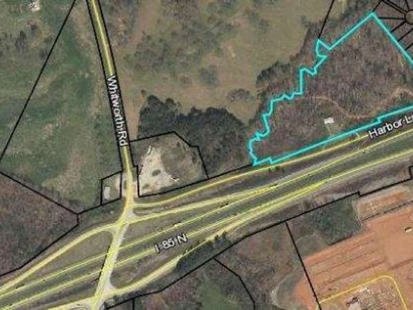 271 Harbor Light Marina Road, Lavonia, GA 30553