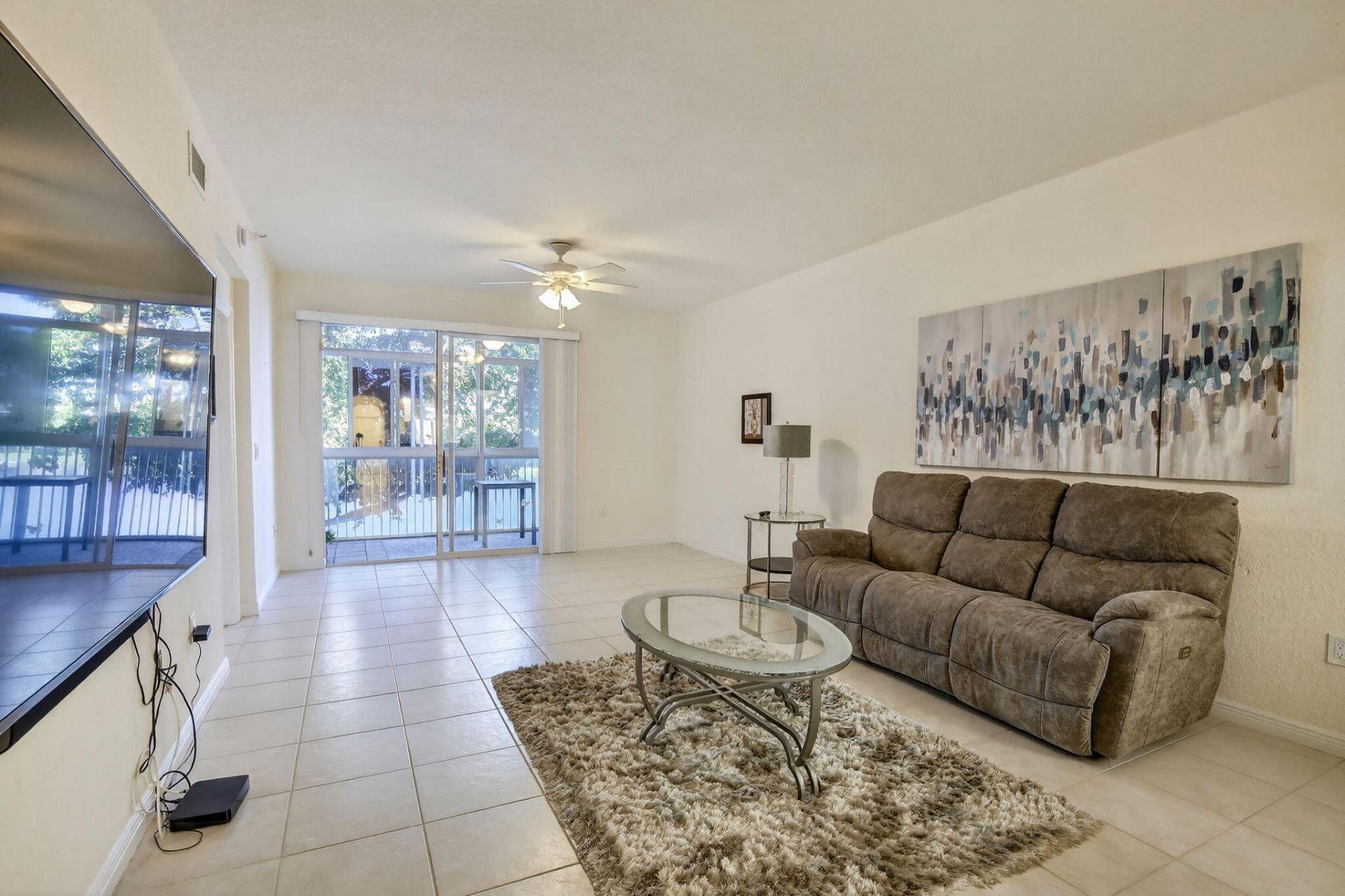 7635 Southampton Terrace, Unit 312, Tamarac, FL 33321 Photo