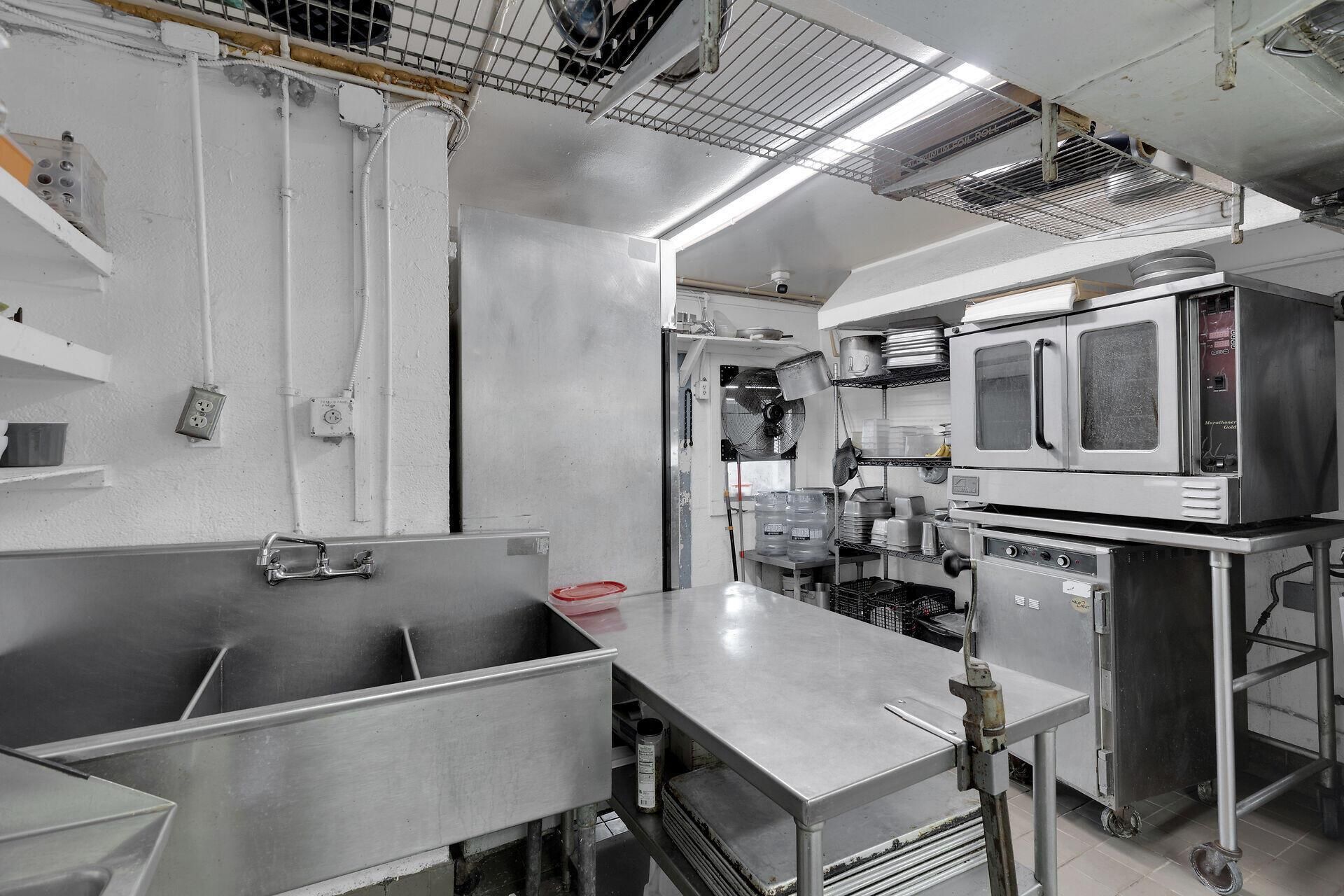 1240 Overseas Highway, Marathon, FL 33050 Photo